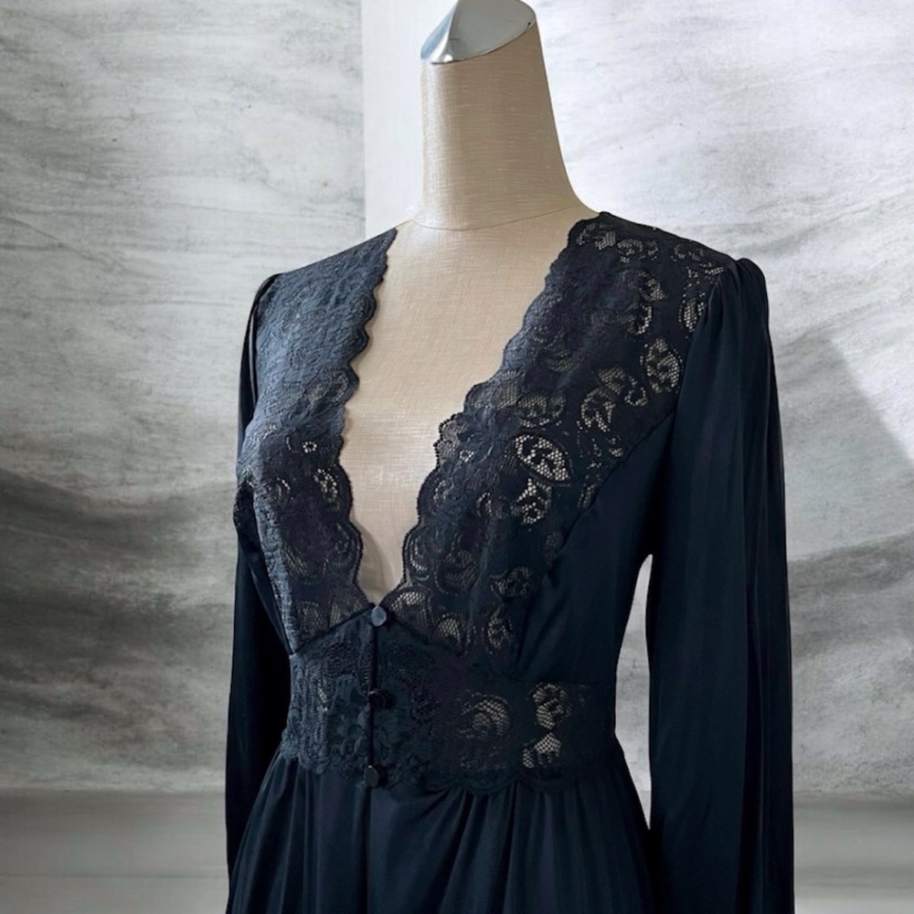 Shadowline Peignor Dressing Robe Lace Silky Nylon Romantic Goth Feminine Large - Picture 2 of 11